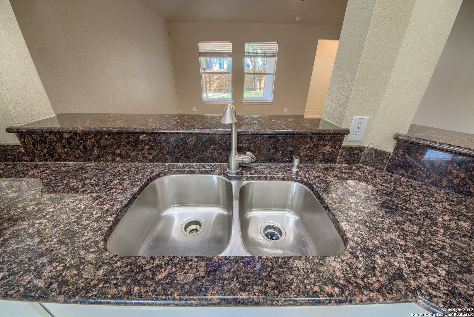 22014 PROSPECT HILL, San Antonio, TX 78258