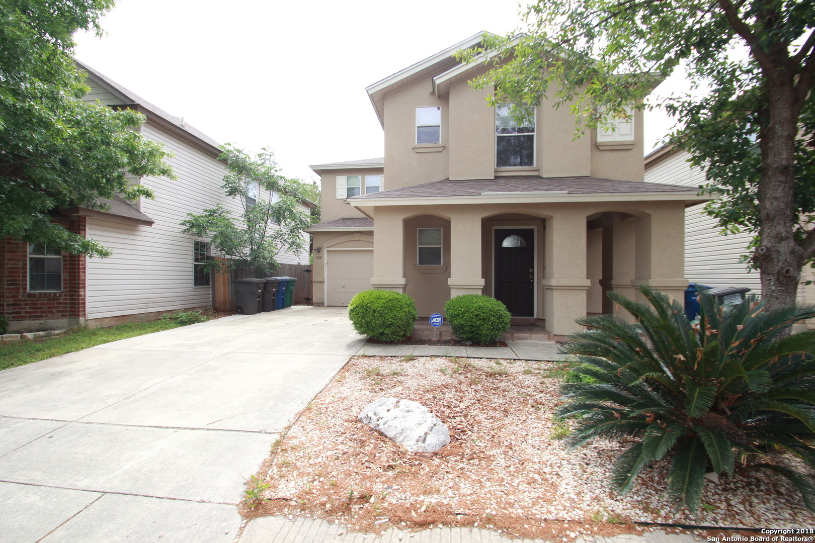 302 Agency Oaks Listing Cover Image
