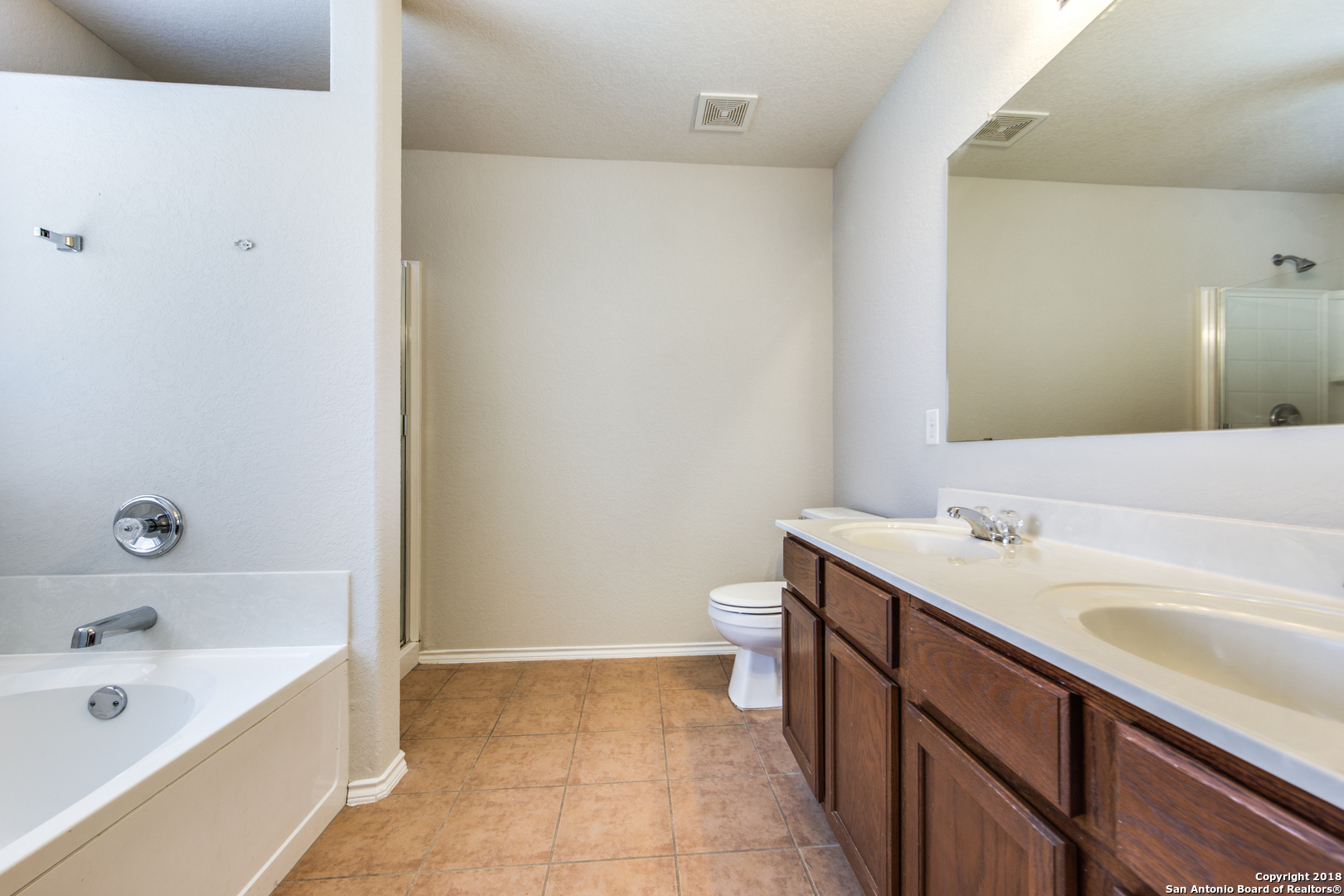 308 LONESTAR GAIT, Selma, TX 78154