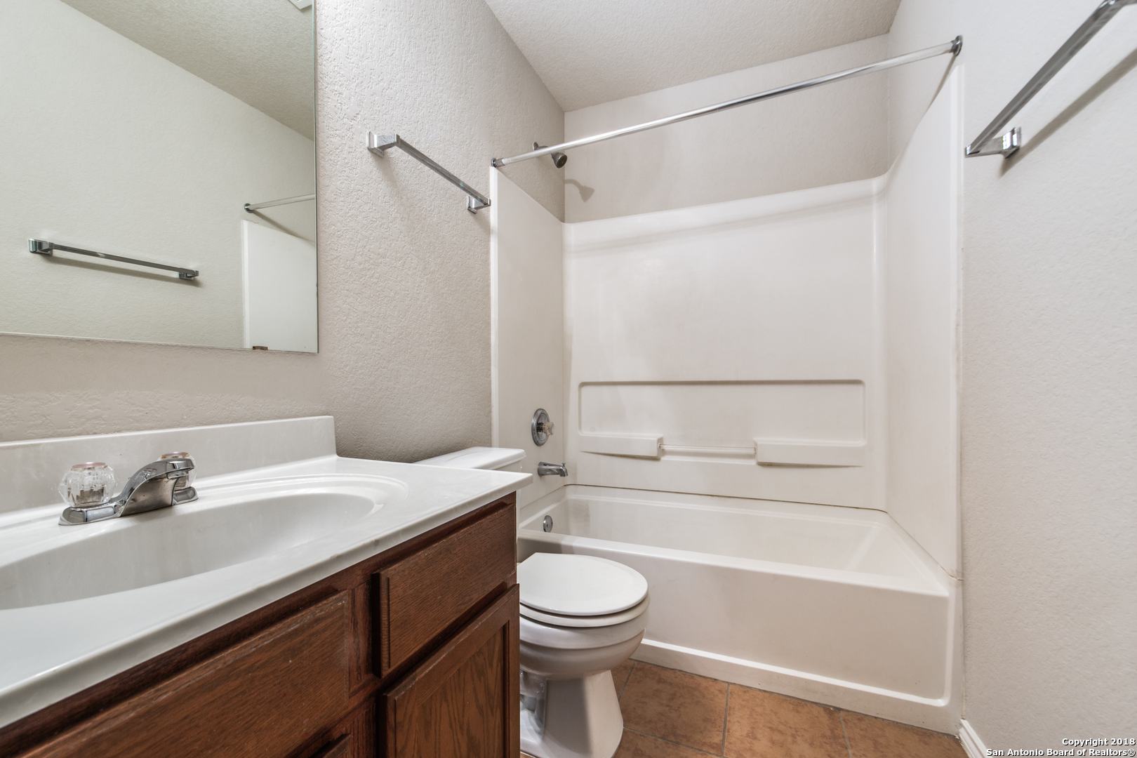 308 LONESTAR GAIT, Selma, TX 78154