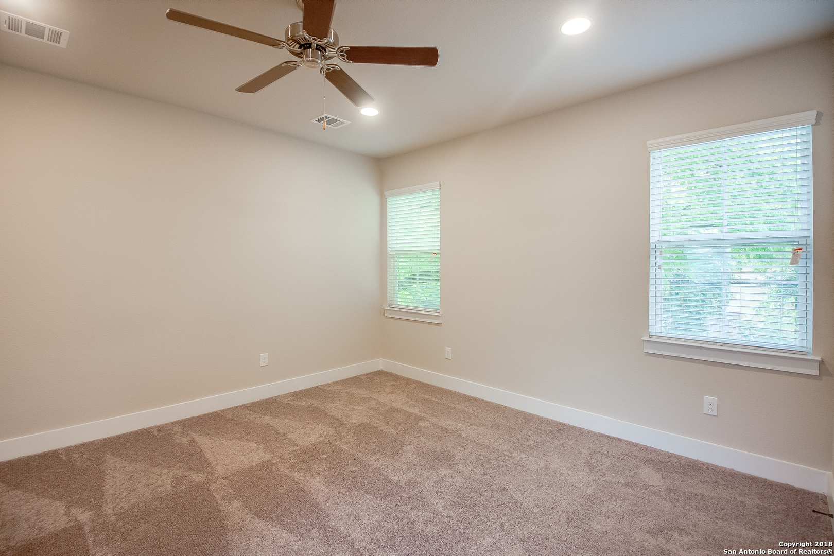 140 CLAREMONT AVE, #102, San Antonio, TX 78209
