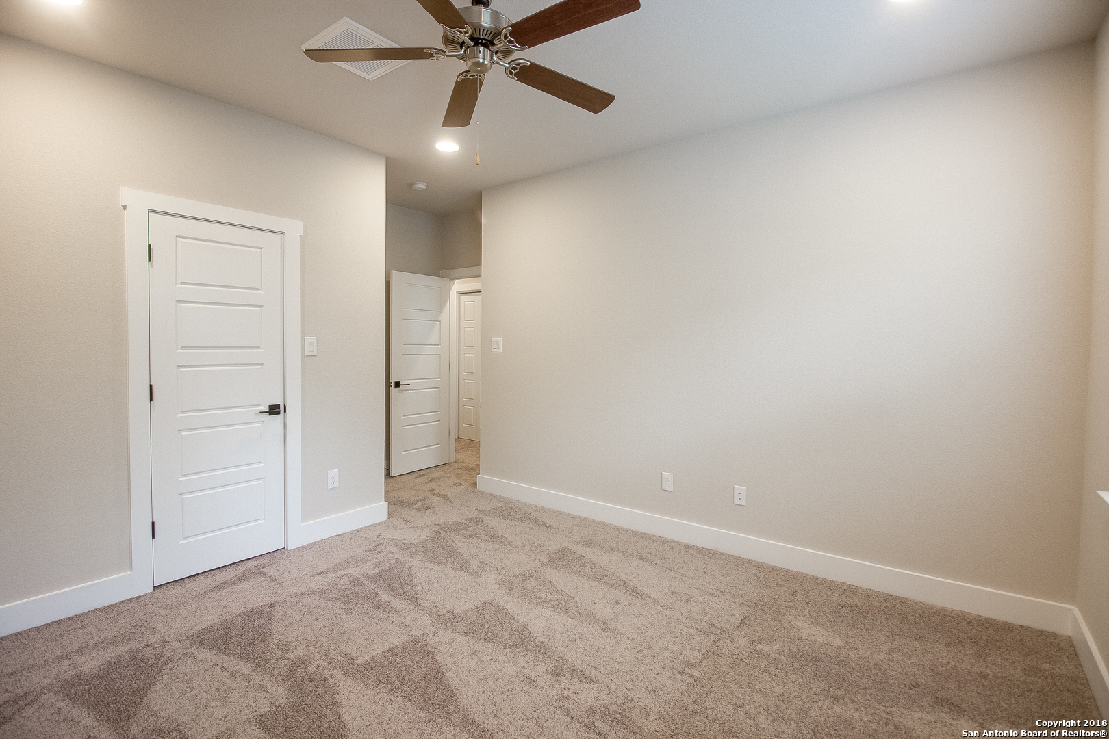 140 CLAREMONT AVE, #102, San Antonio, TX 78209