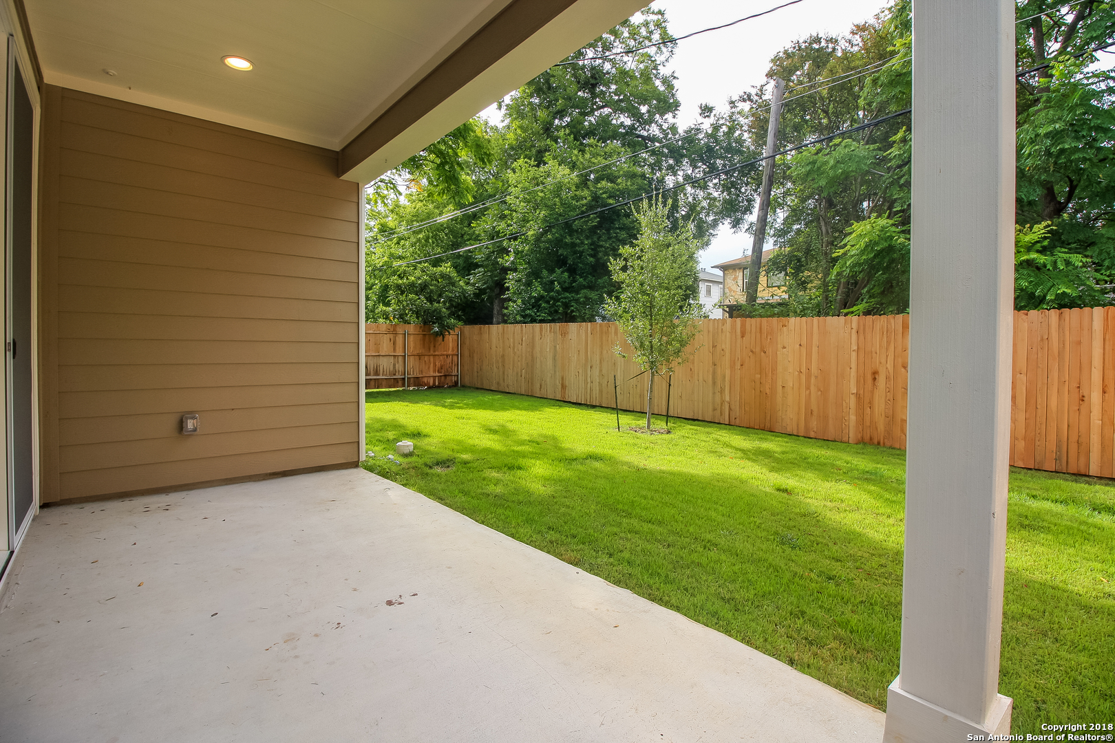 140 CLAREMONT AVE, #102, San Antonio, TX 78209