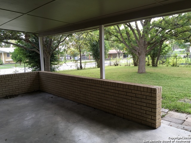 102 NORTHILL DR, San Antonio, TX 78201