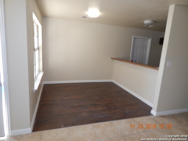 6919 YUCCA VLY, San Antonio, TX 78242