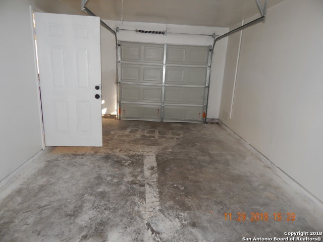 6919 YUCCA VLY, San Antonio, TX 78242