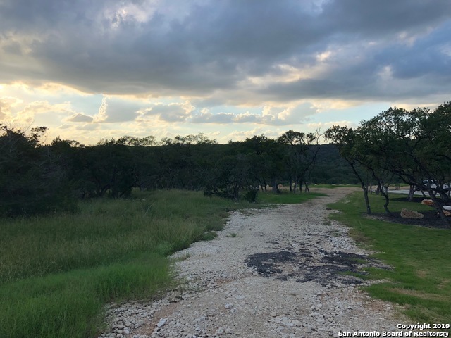 23531 OSCEOLA BLUFF, San Antonio, TX 78261