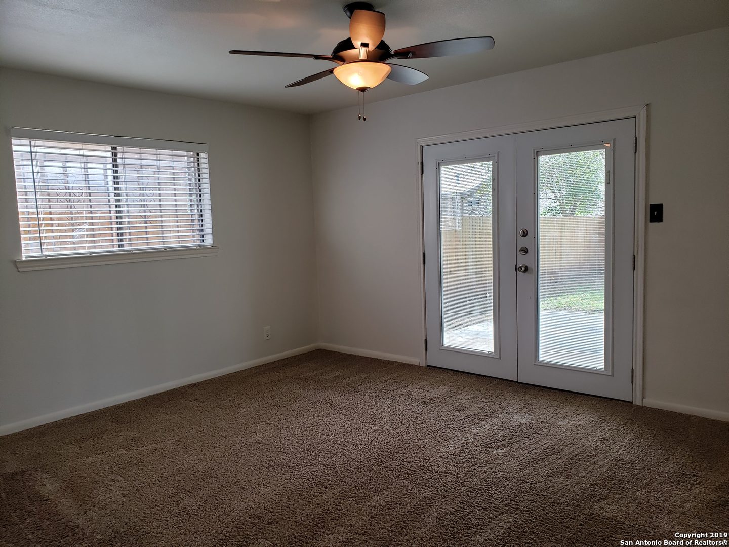 15711 Horse Creek, San Antonio, TX 78232