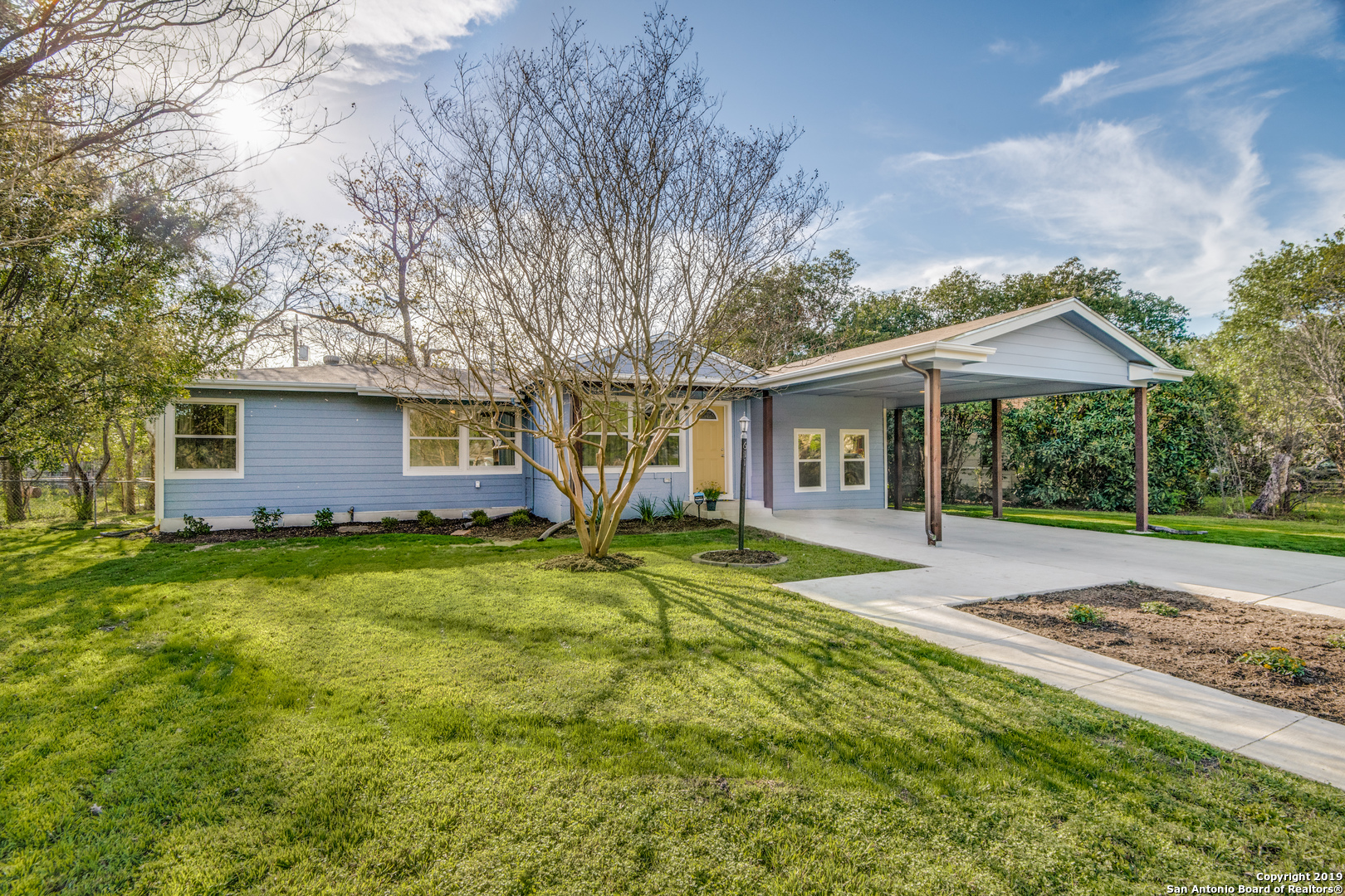 Property photo for 611 Greenwich Blvd, San Antonio, TX