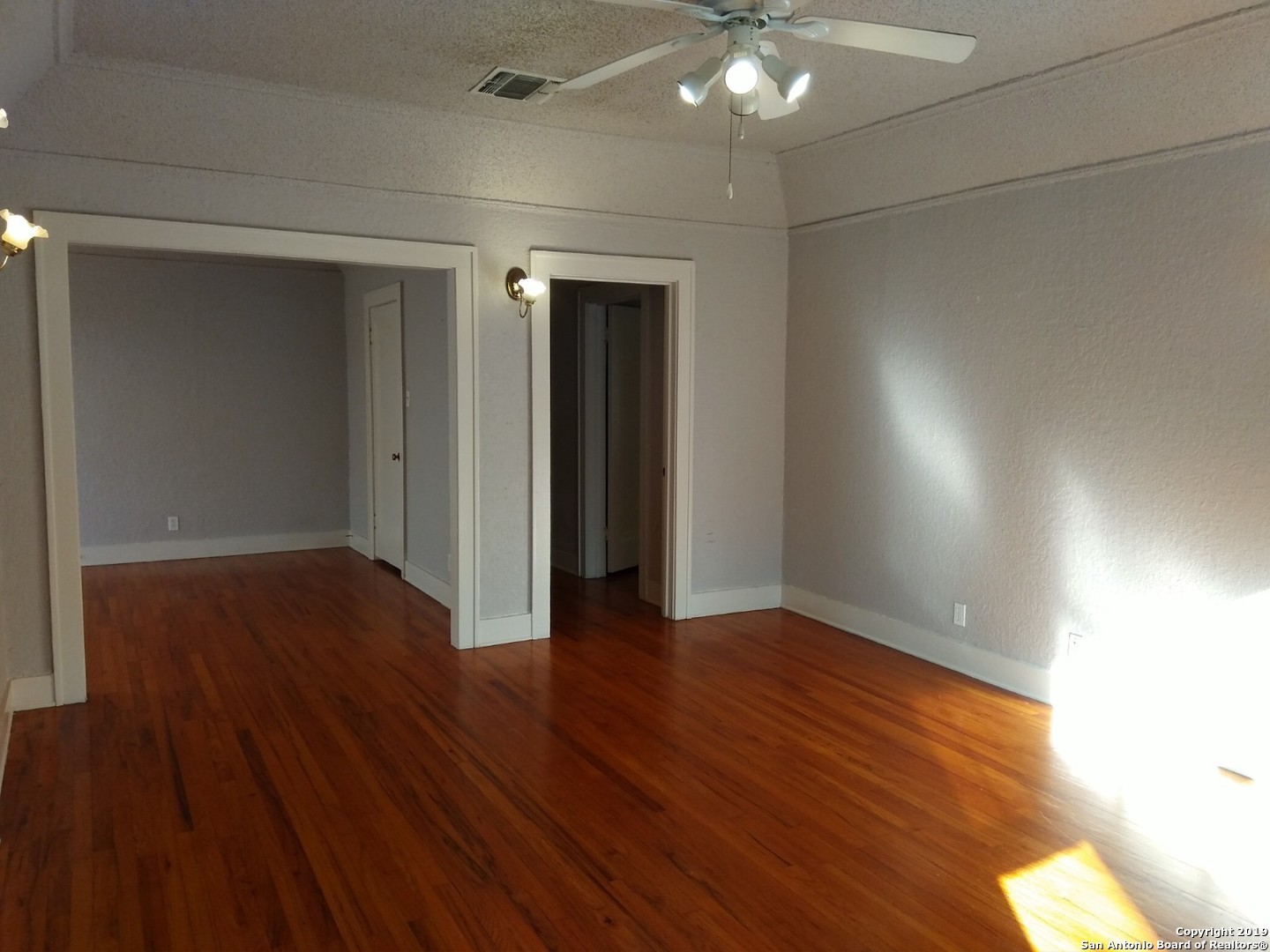 1743 W Summit Ave, #2, San Antonio, TX 78201