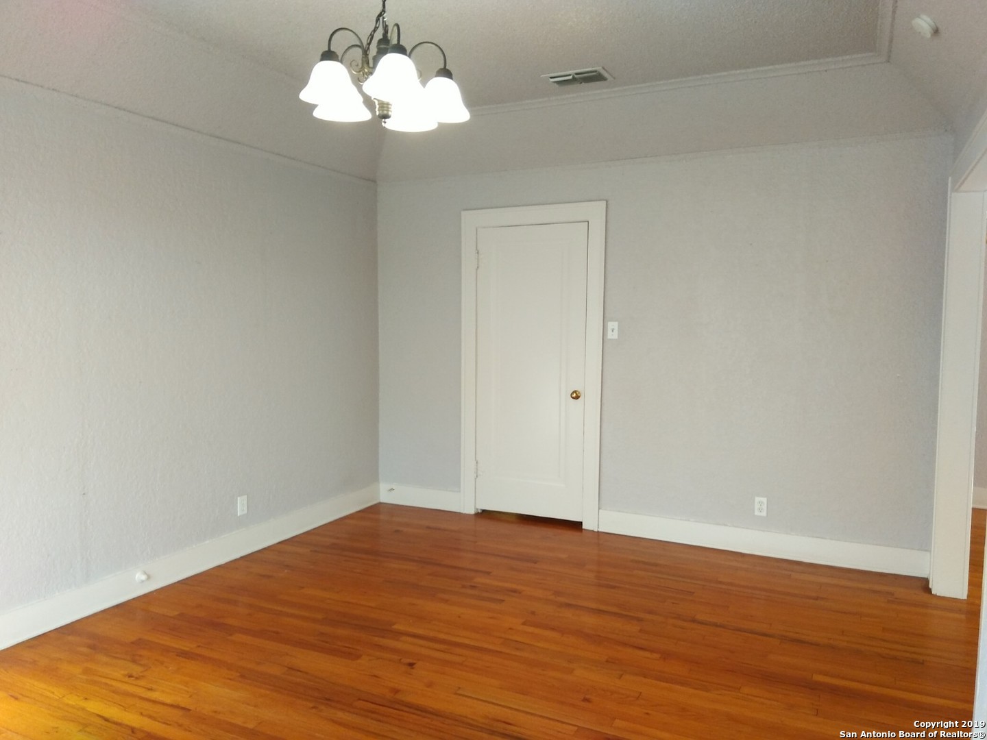 1743 W Summit Ave, #2, San Antonio, TX 78201