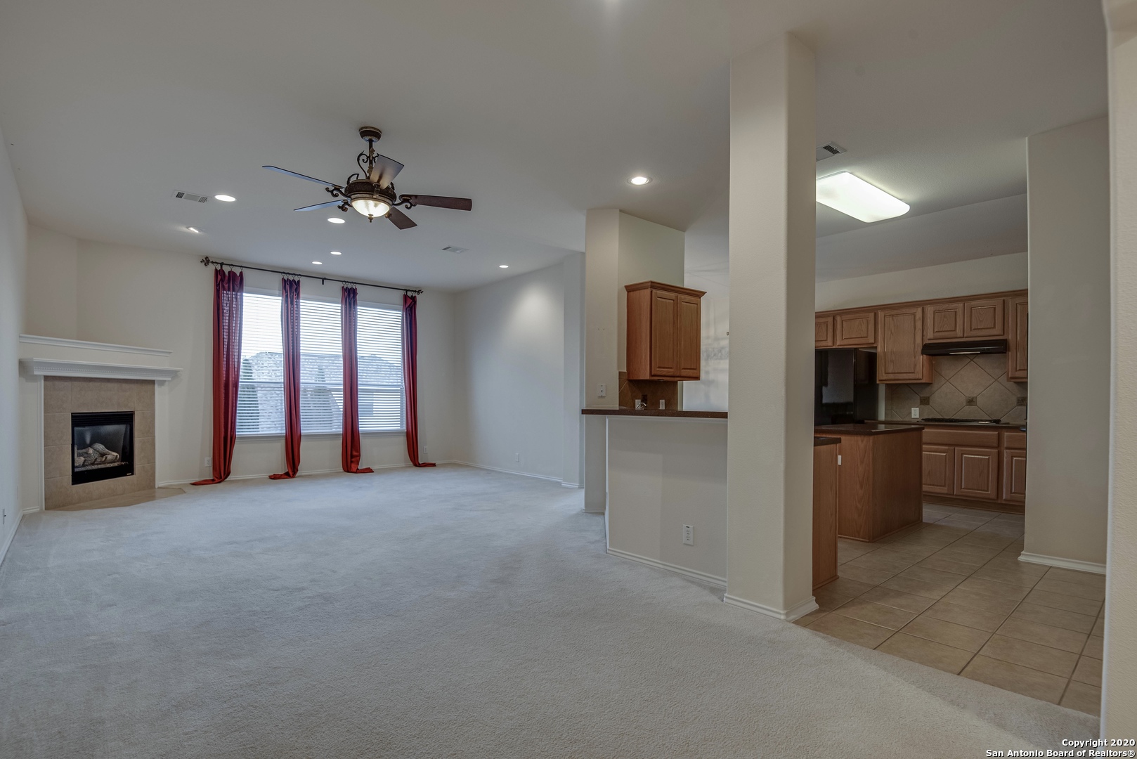 71 BLUE THORN TRL, San Antonio, TX 78256