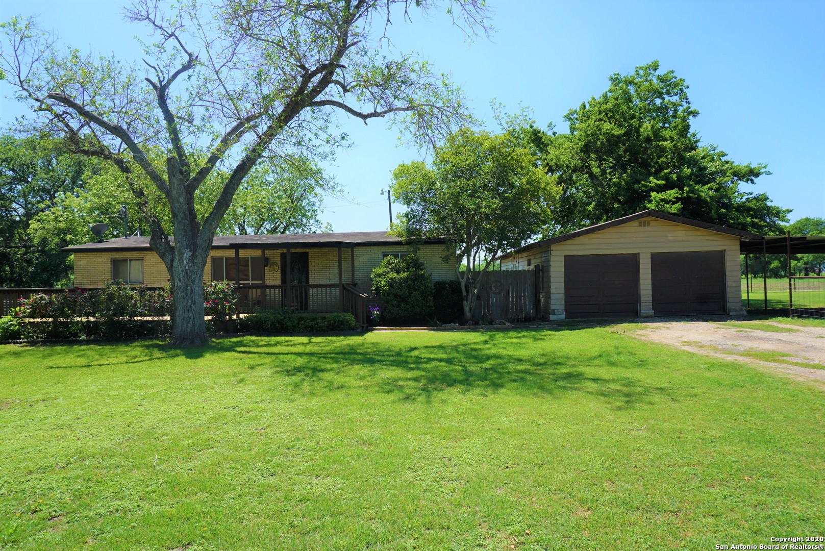 Homes for sale in TX | 527 Dry Holw,TX | MLS# 1452268