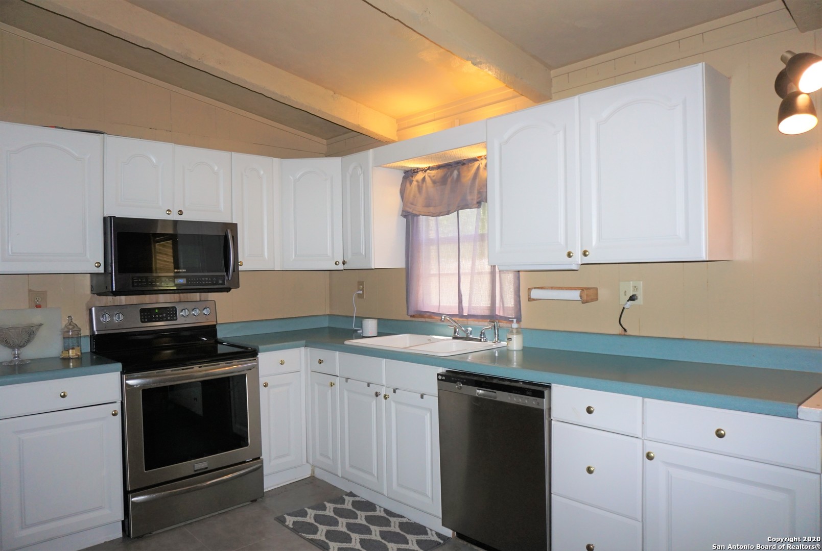 Homes for sale in TX | 527 Dry Holw,TX | MLS# 1452268