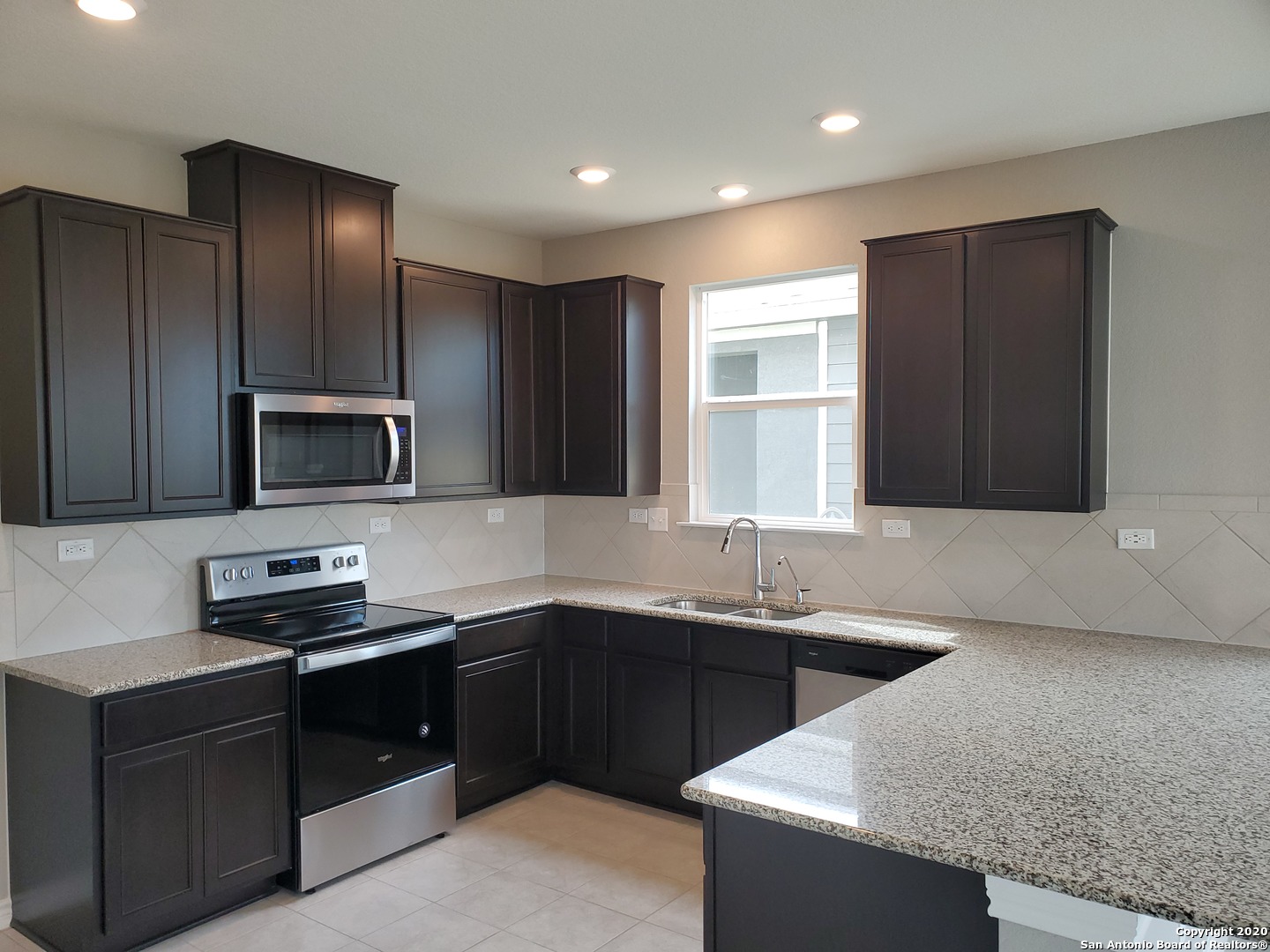 567 PEBBLE BEND, New Braunfels, TX 78130