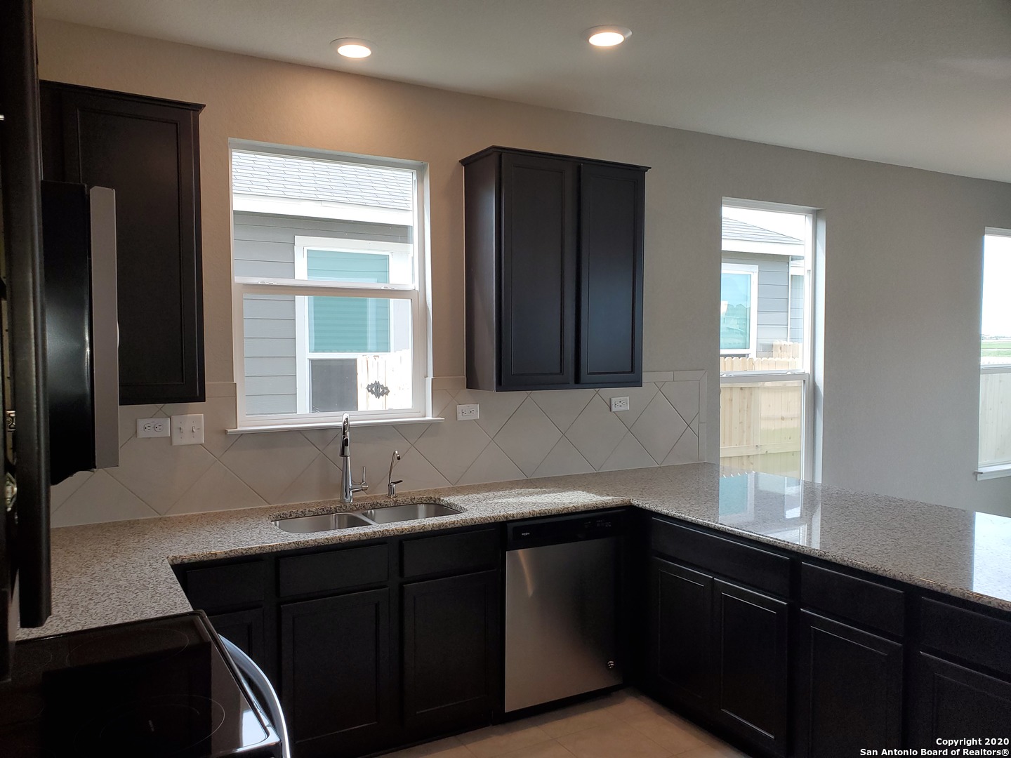567 PEBBLE BEND, New Braunfels, TX 78130