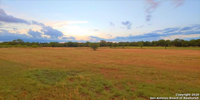 Homes for sale in TX | 527 Dry Holw,TX | MLS# 1452268