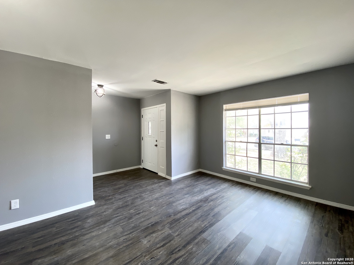 1906 Harpers Ferry, San Antonio, TX 78245