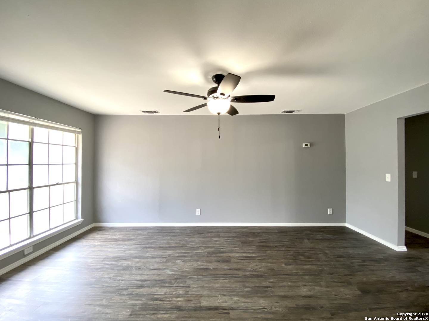 1906 Harpers Ferry, San Antonio, TX 78245