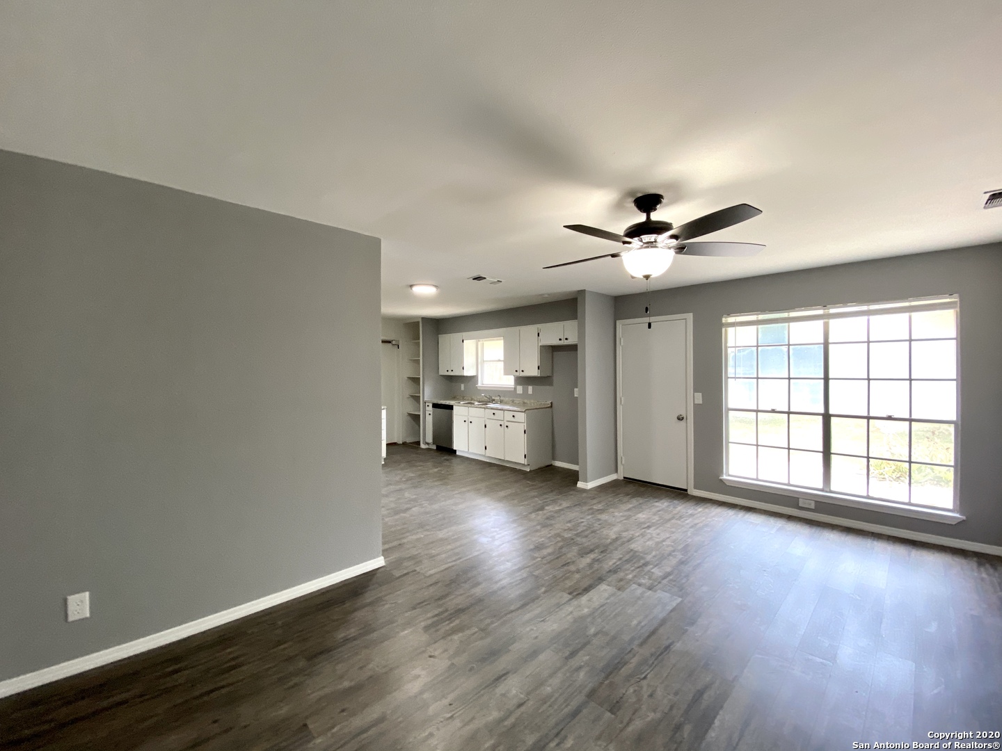 1906 Harpers Ferry, San Antonio, TX 78245