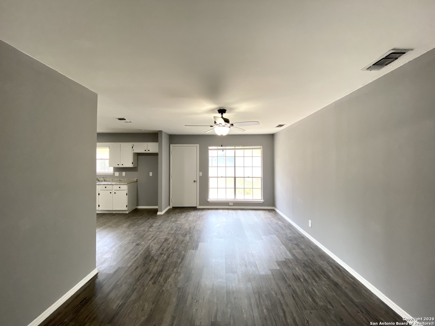 1906 Harpers Ferry, San Antonio, TX 78245