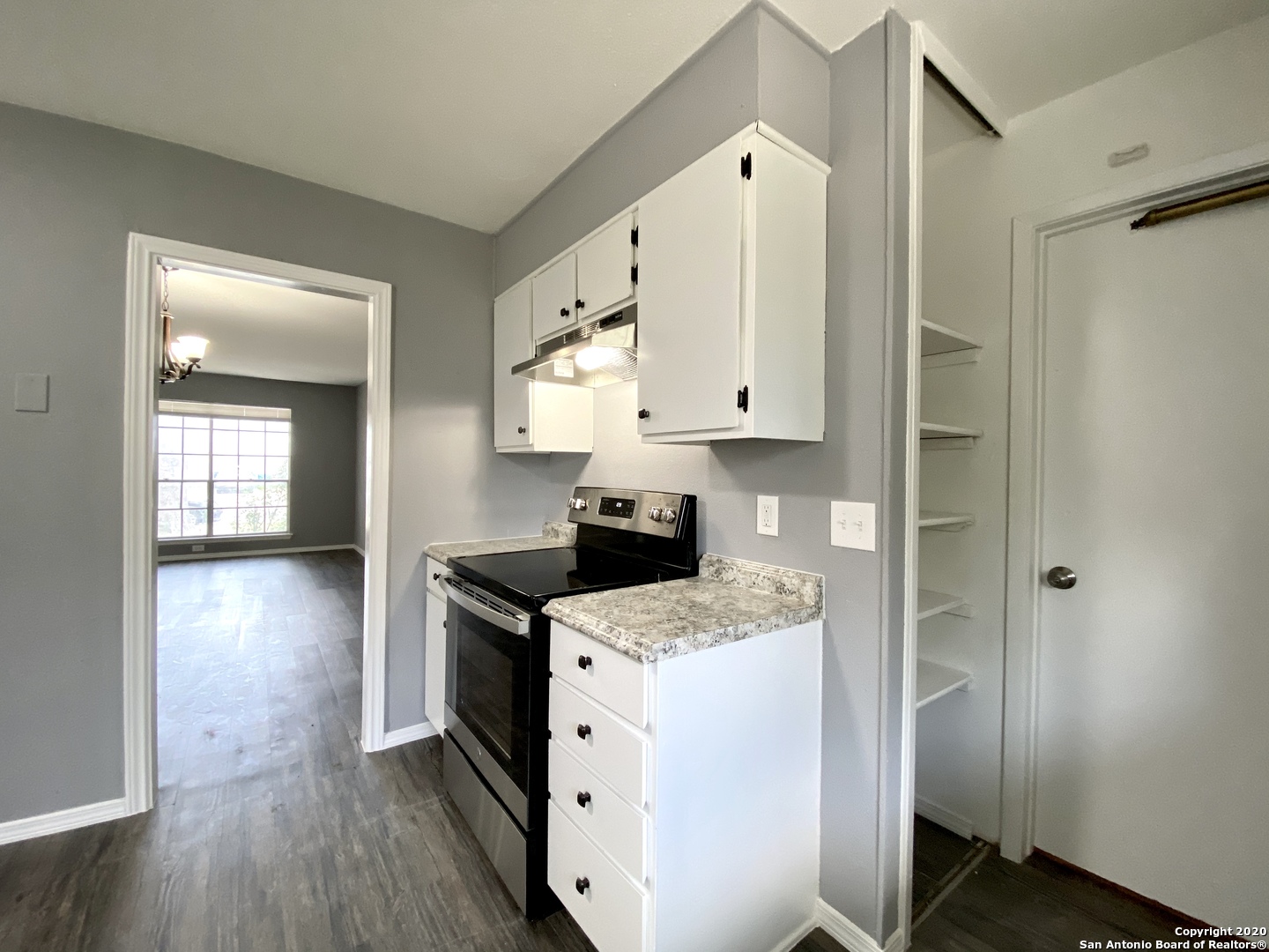1906 Harpers Ferry, San Antonio, TX 78245