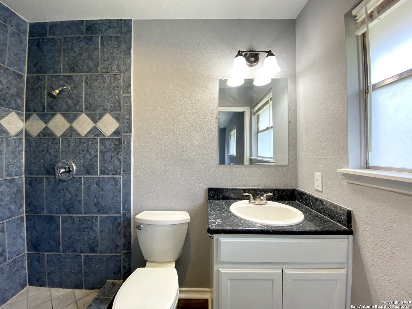 1906 Harpers Ferry, San Antonio, TX 78245