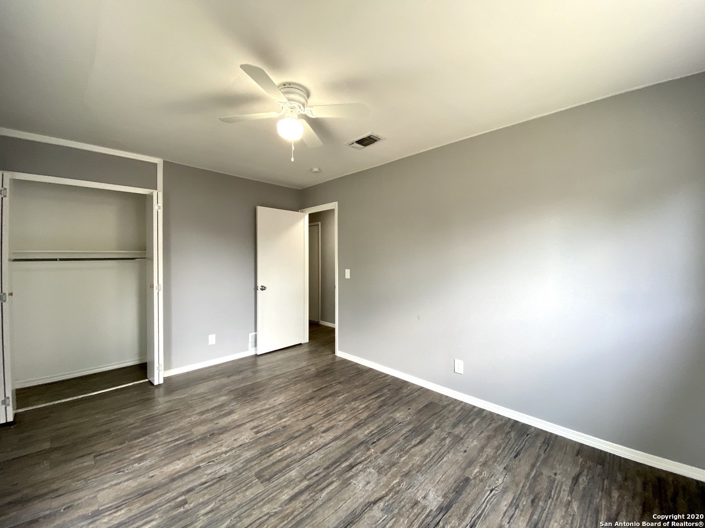1906 Harpers Ferry, San Antonio, TX 78245