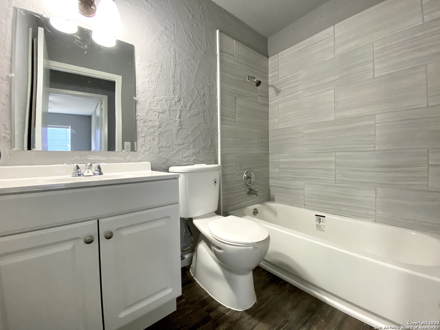 1906 Harpers Ferry, San Antonio, TX 78245