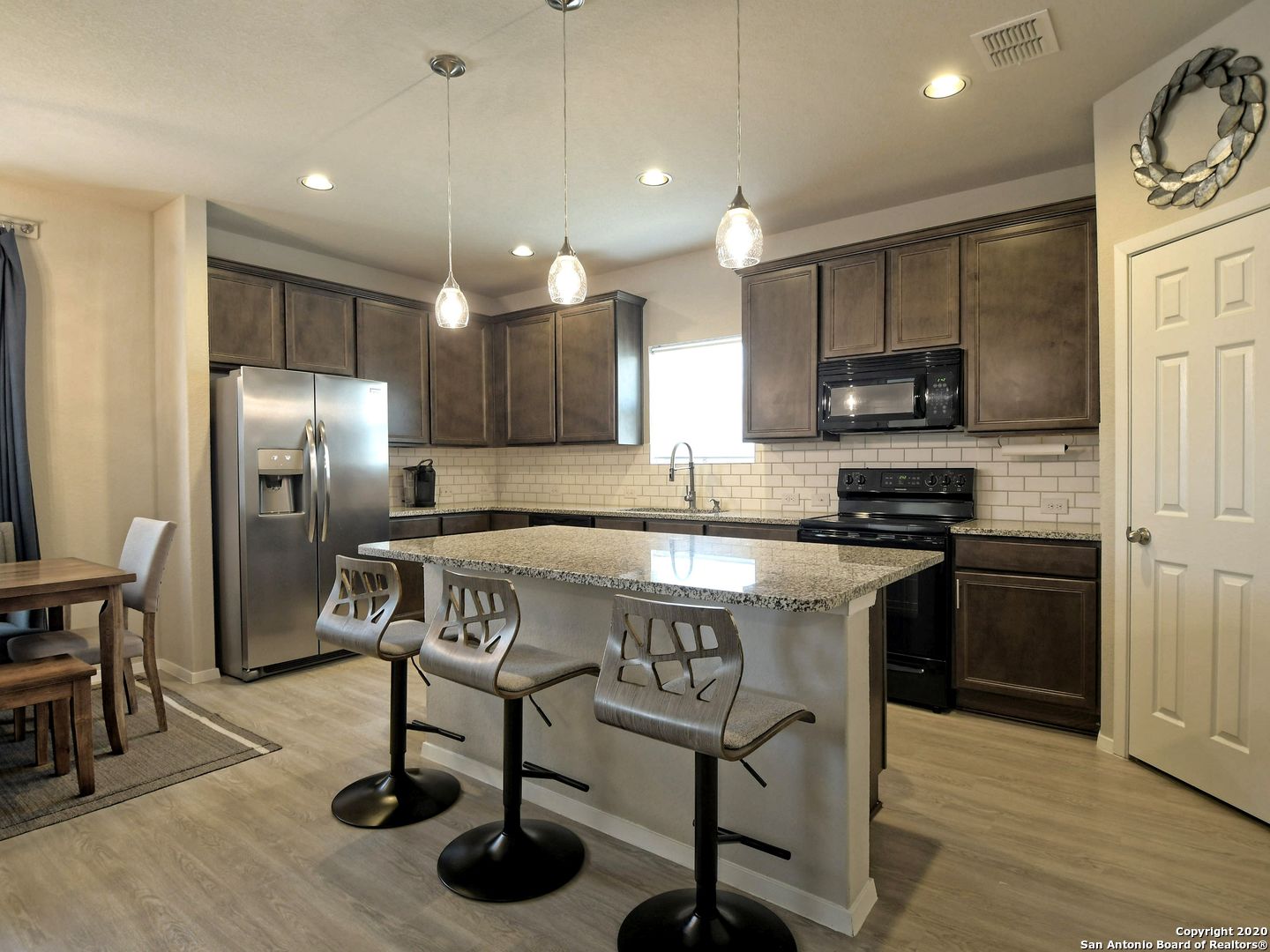 144 FABARM LN, San Antonio, TX 78130
