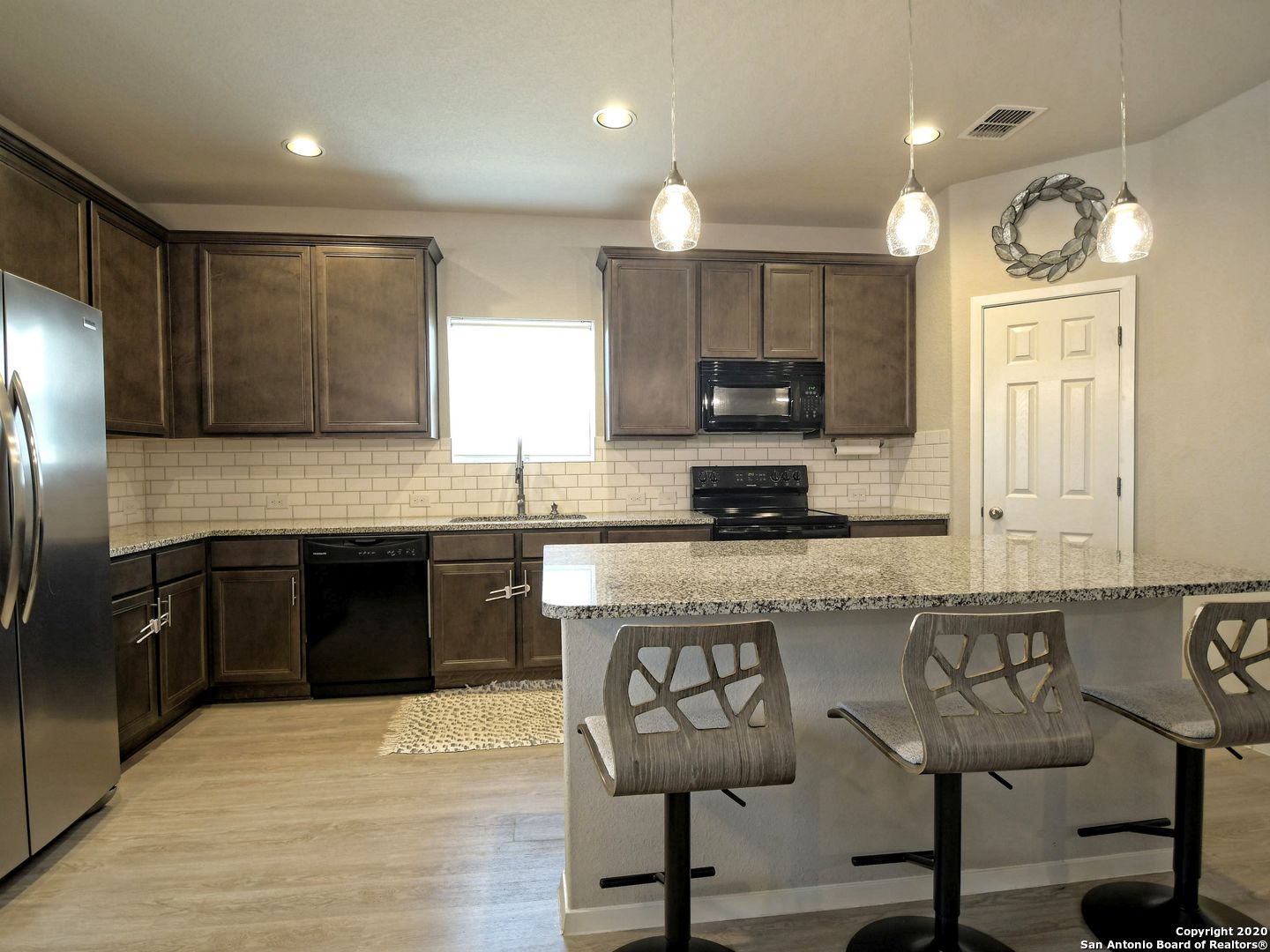 144 FABARM LN, San Antonio, TX 78130