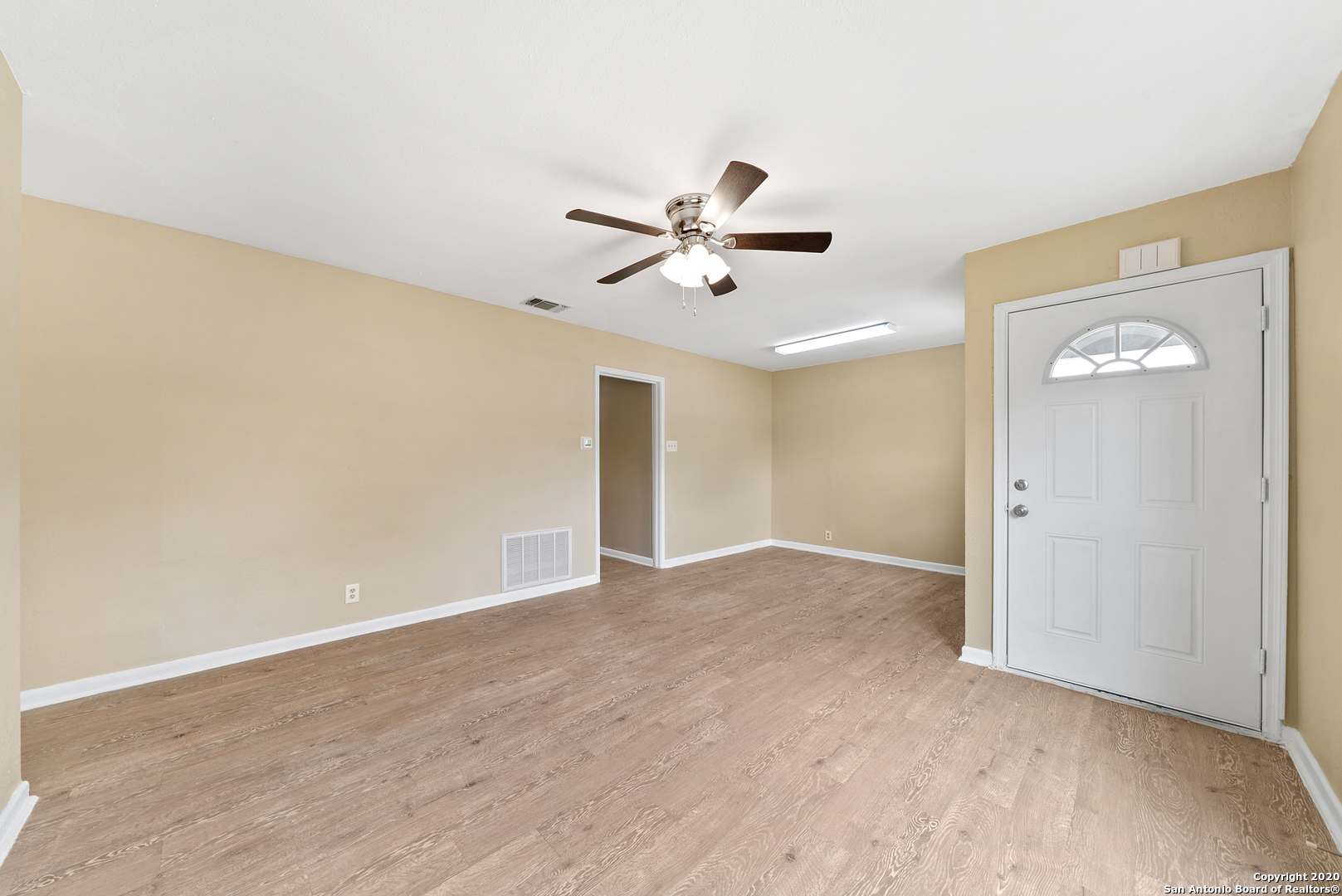 134 GAYLE AVE, San Antonio, TX 78223
