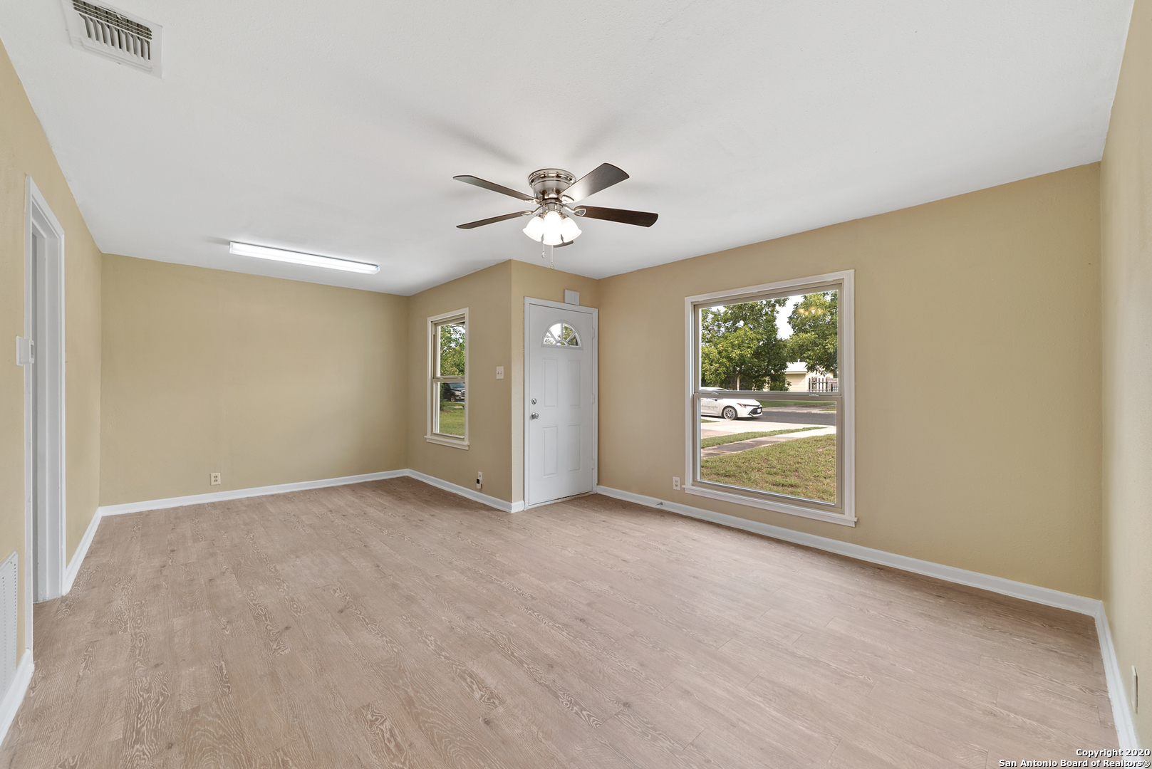 134 GAYLE AVE, San Antonio, TX 78223