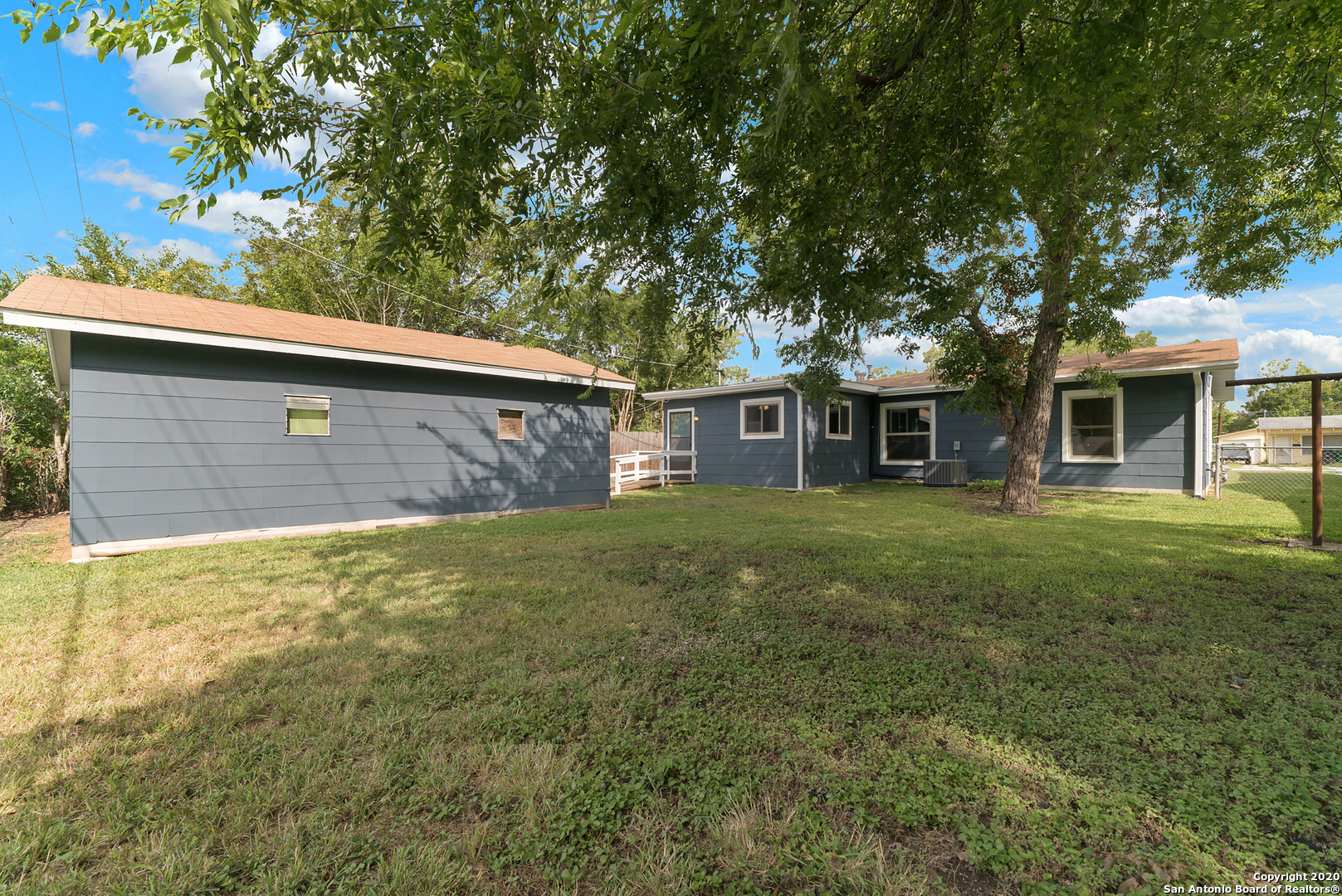 134 GAYLE AVE, San Antonio, TX 78223