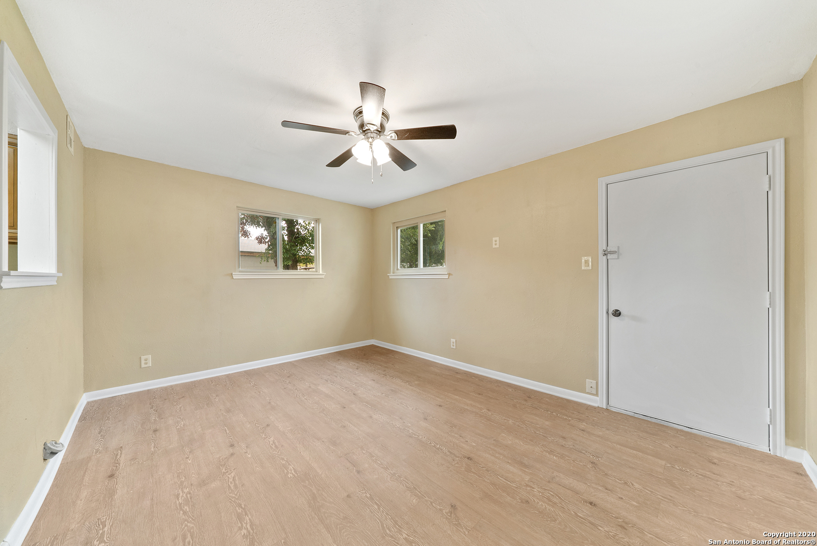 134 GAYLE AVE, San Antonio, TX 78223