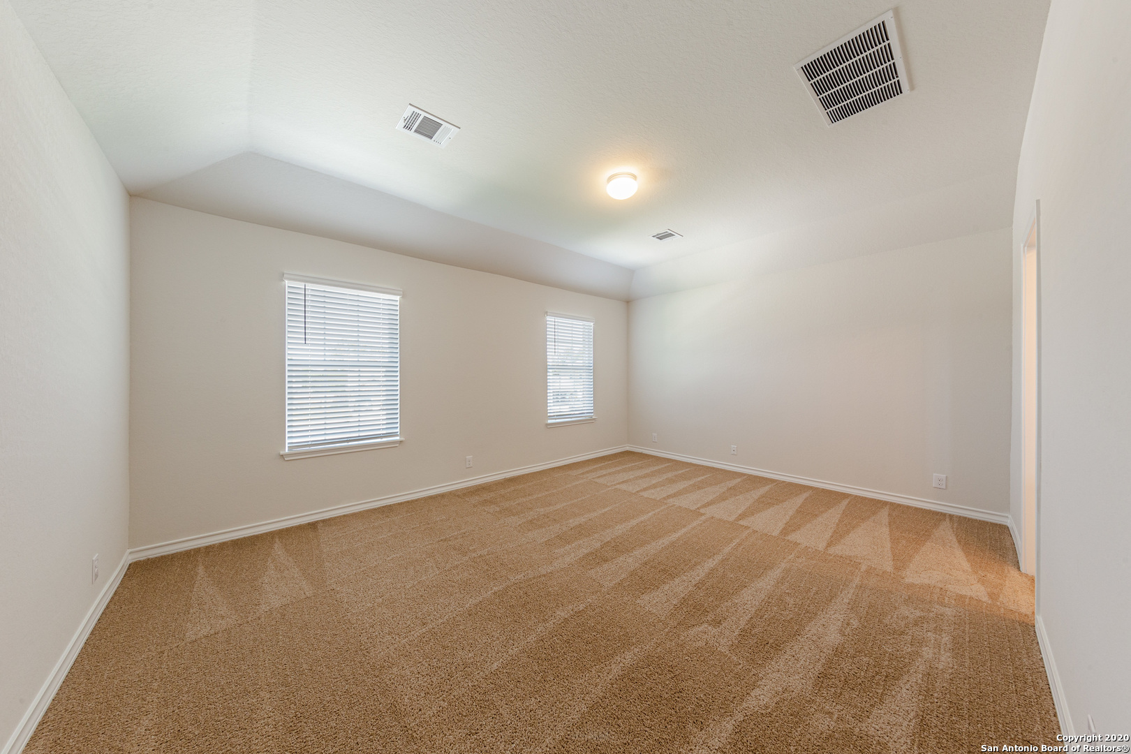 142 Loggy Bayou, Cibolo, TX 78108
