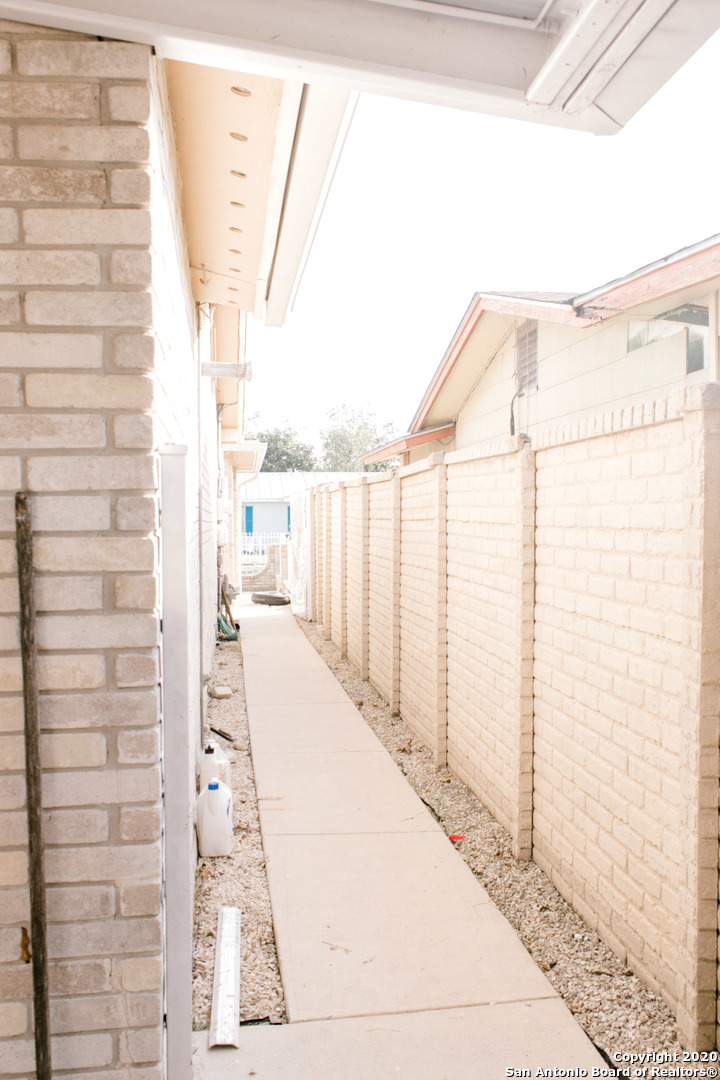 3131 Aragon Dr,San Antonio, TX 78211