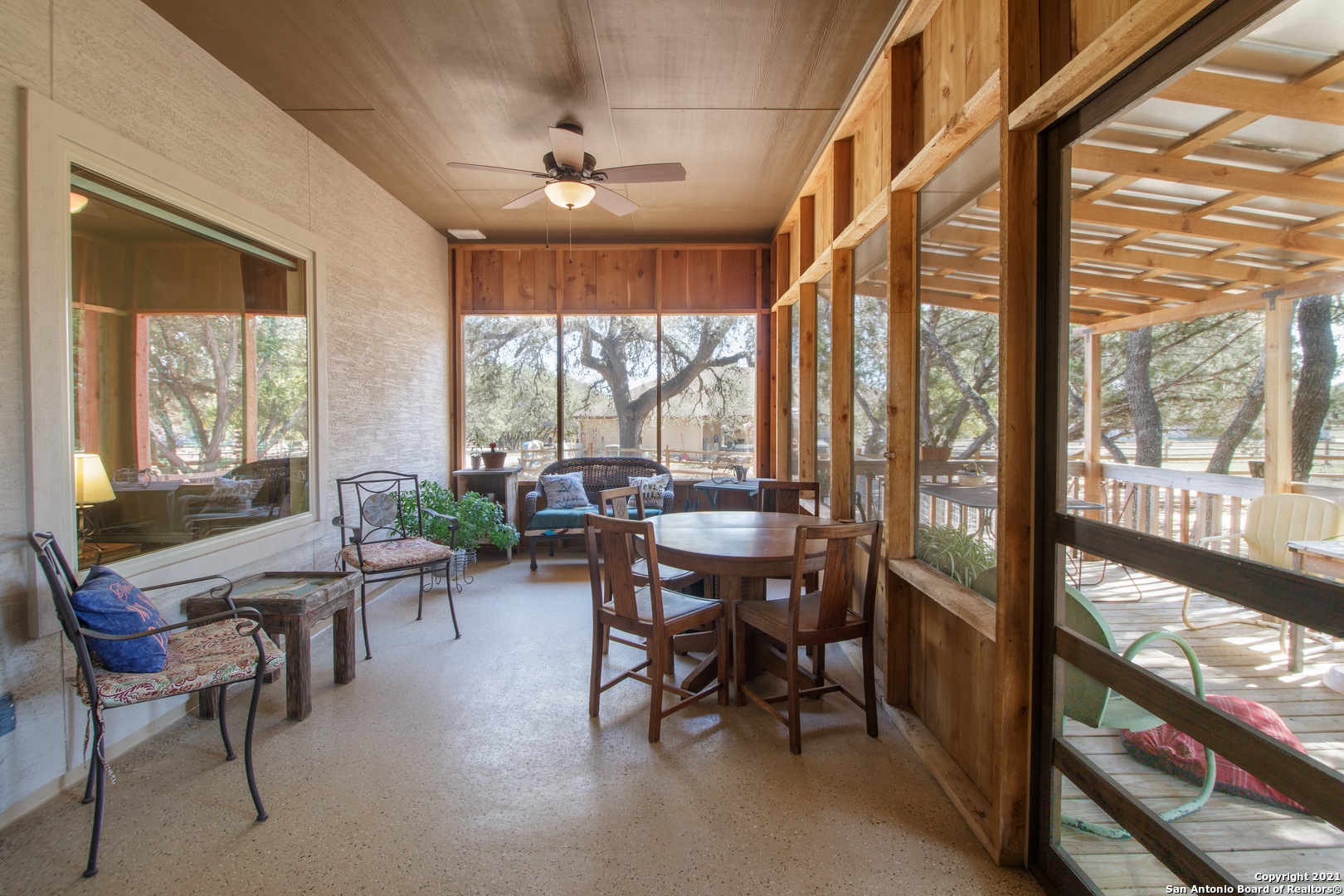 175 Quail Dr, Bandera, TX 78003