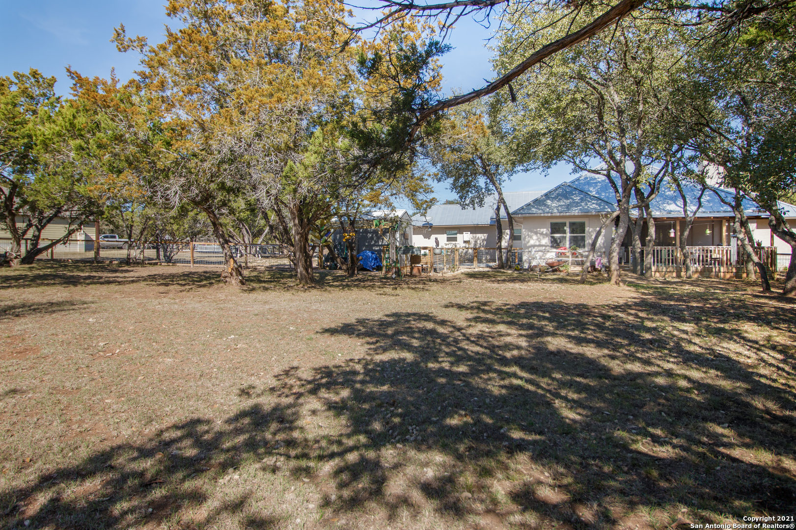 175 Quail Dr, Bandera, TX 78003