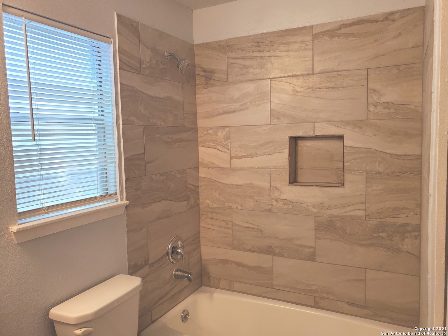 6522 HIDDEN BLF, San Antonio, TX 78218