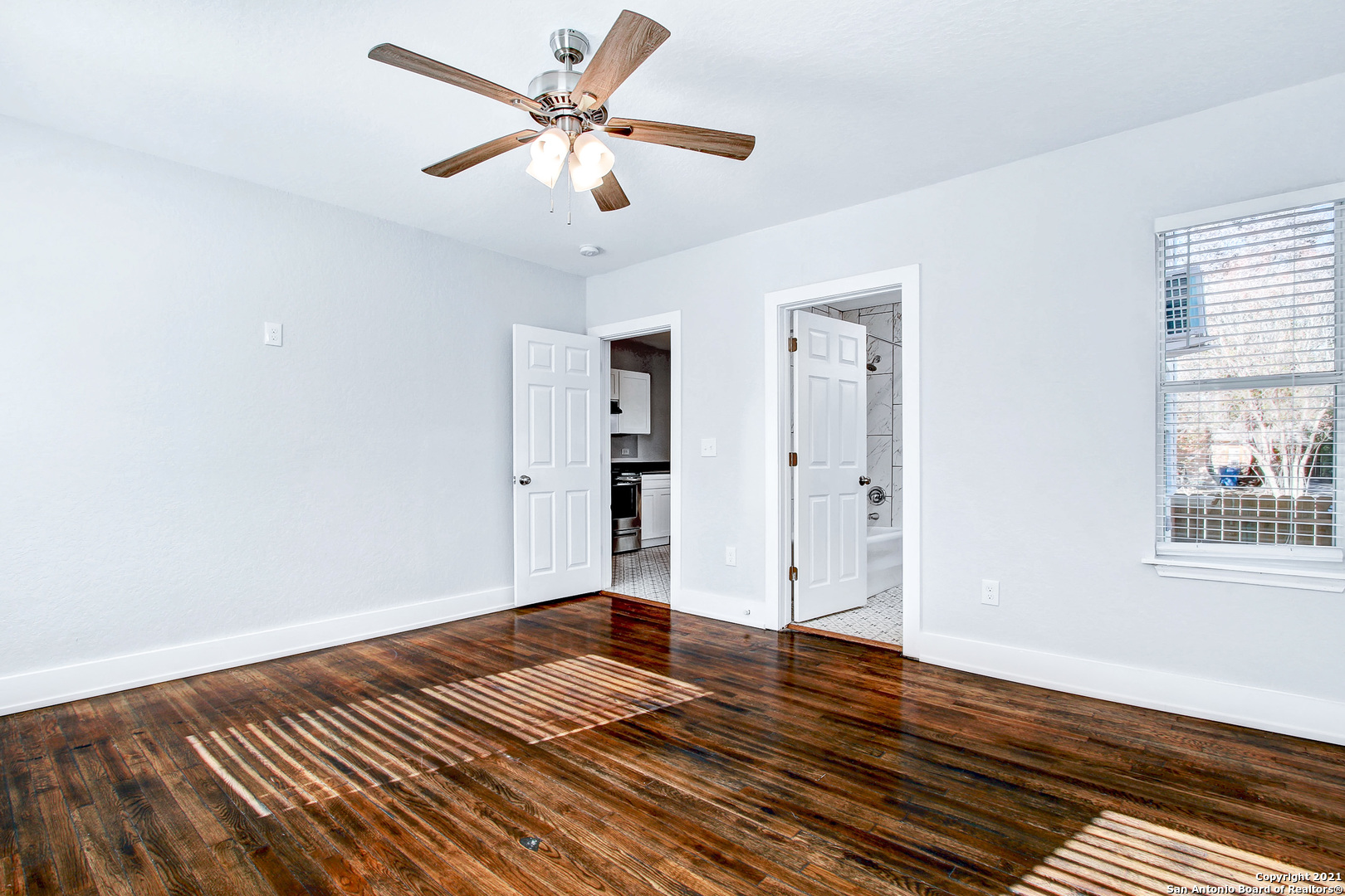 1020 W French Pl, San Antonio, TX 78212