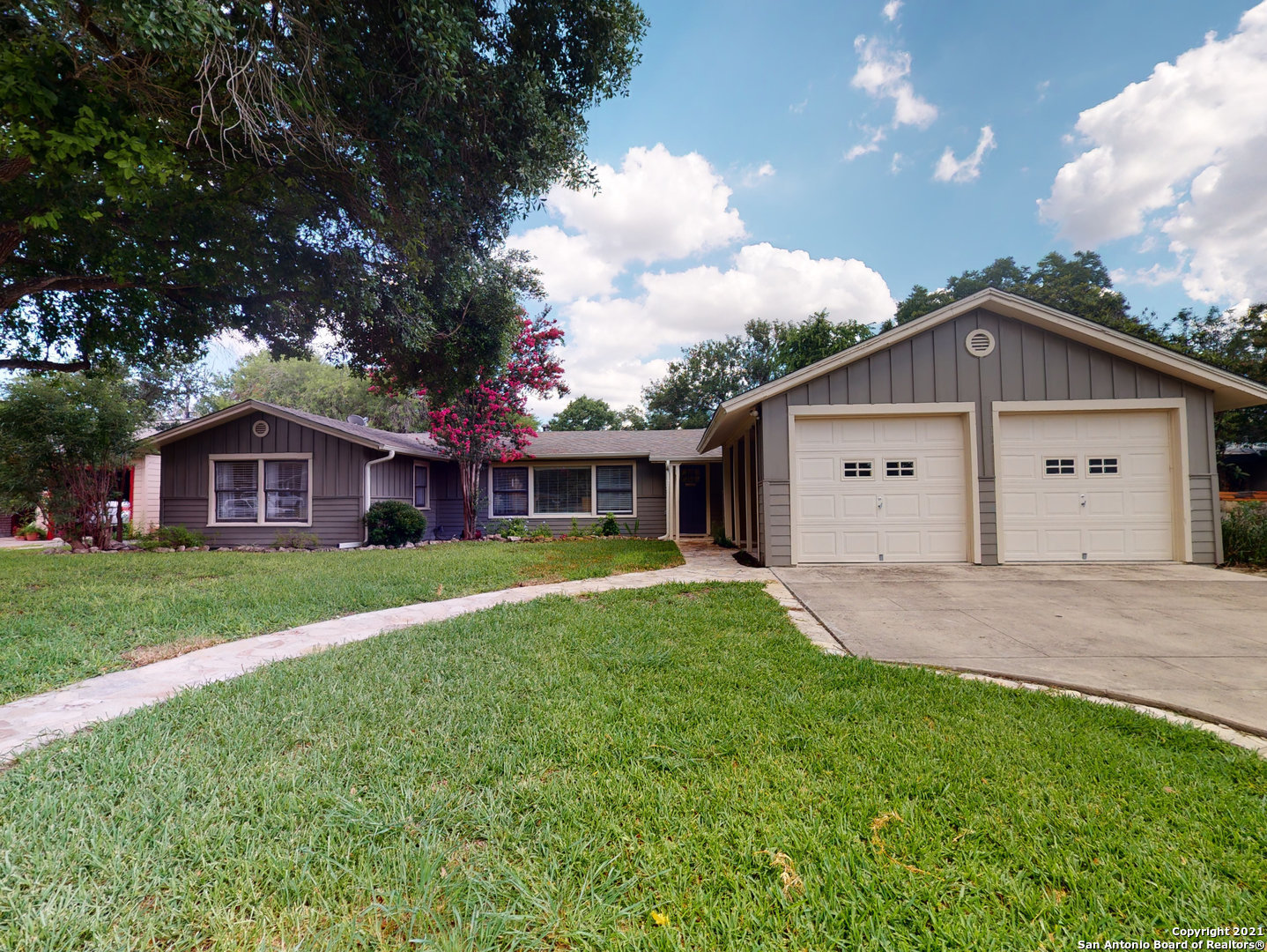 Property photo for 122 Brees Blvd, San Antonio, TX