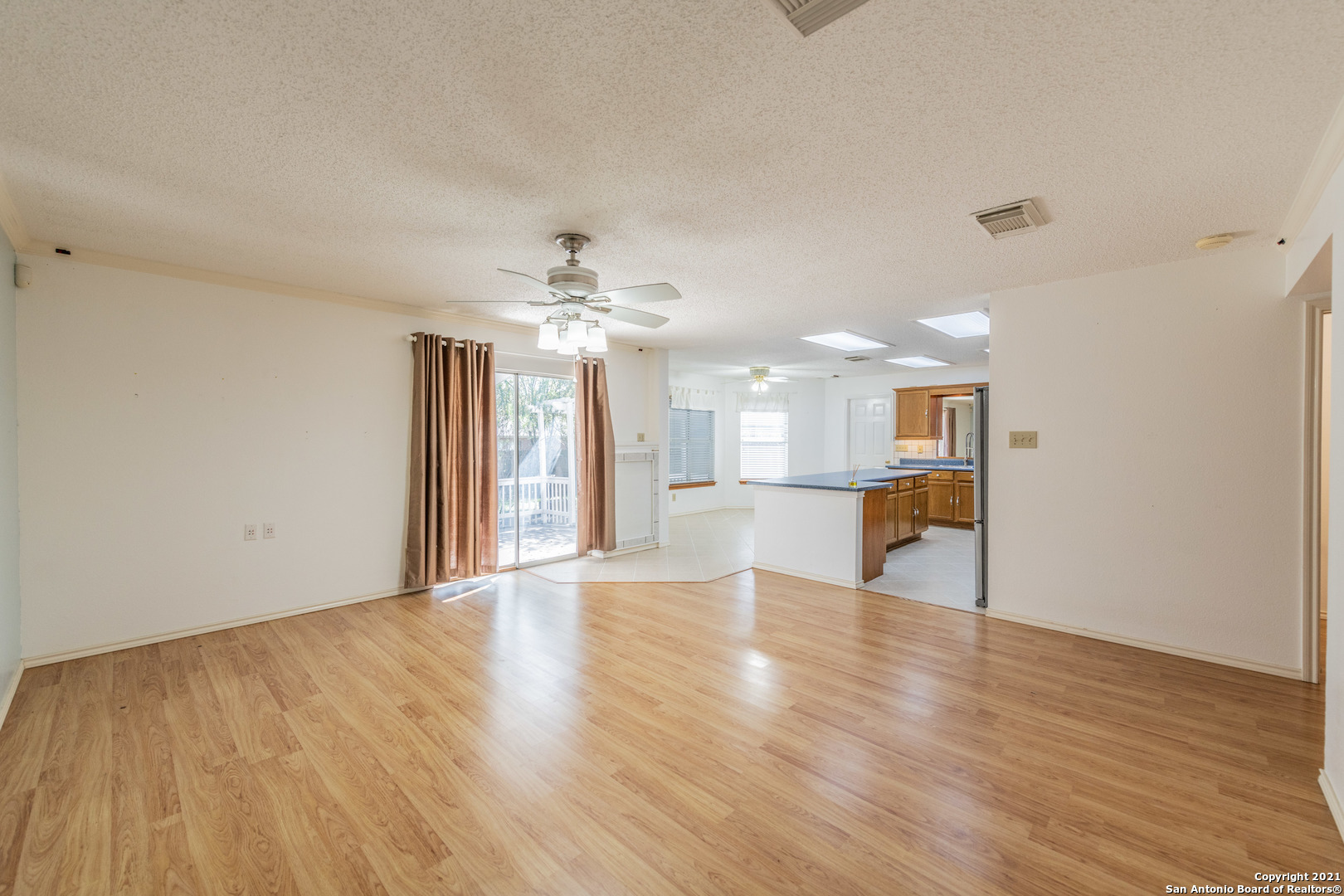 8210 CANTURA MLS, Converse, TX 78109