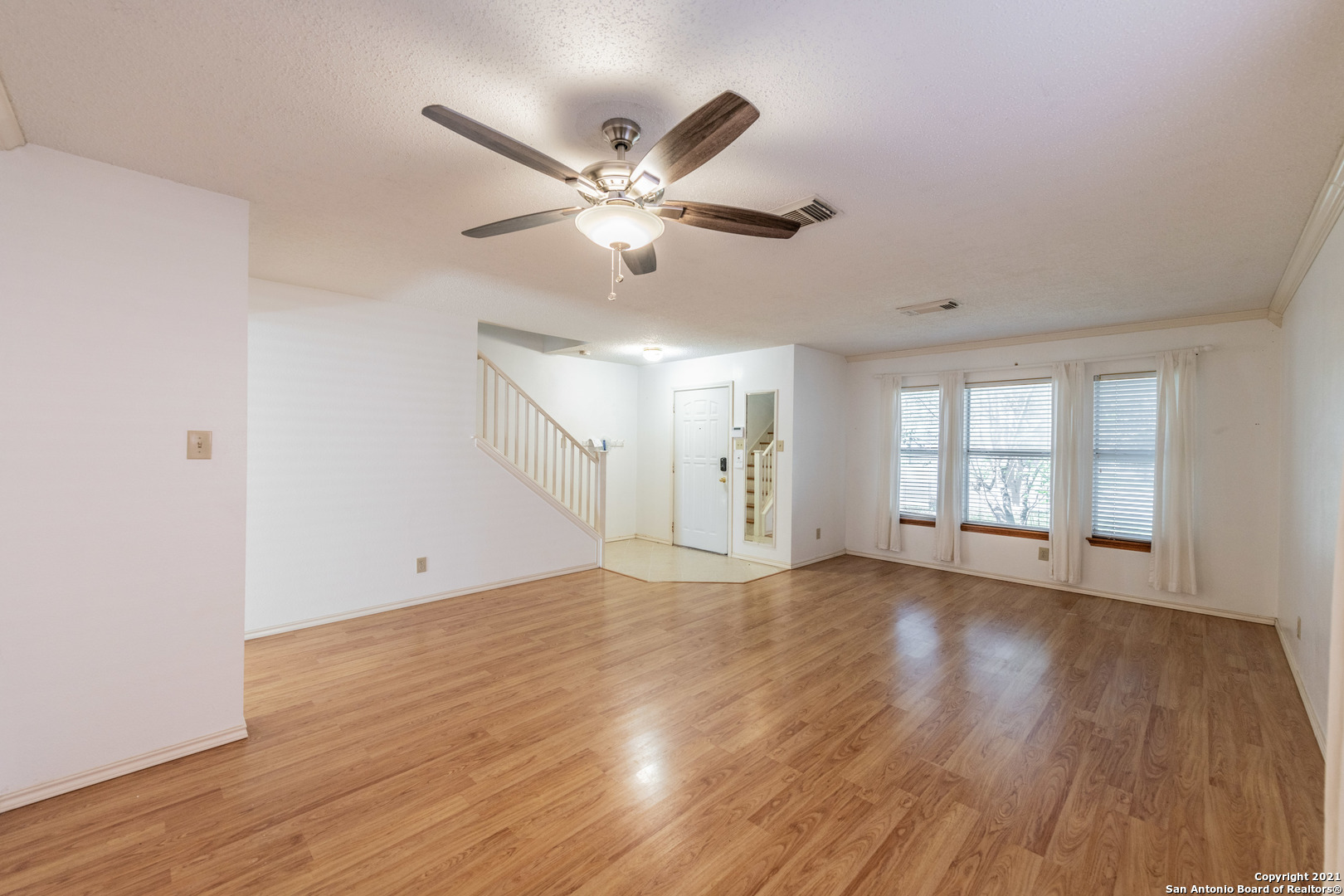 8210 CANTURA MLS, Converse, TX 78109