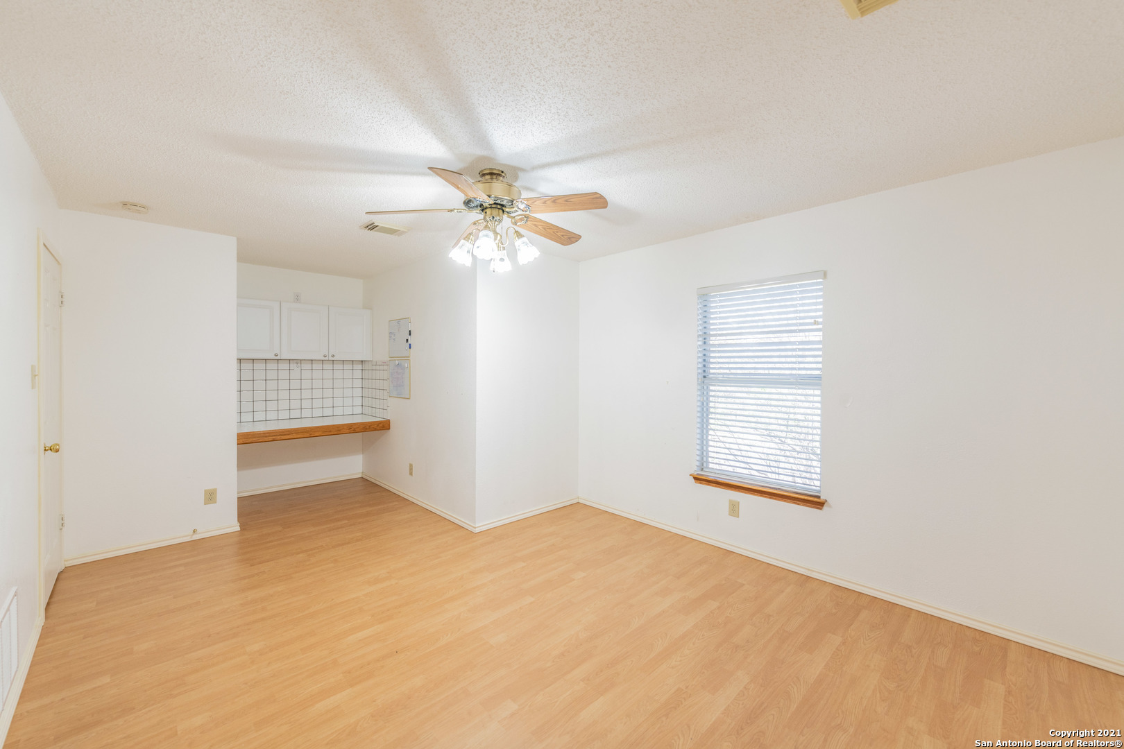 8210 CANTURA MLS, Converse, TX 78109