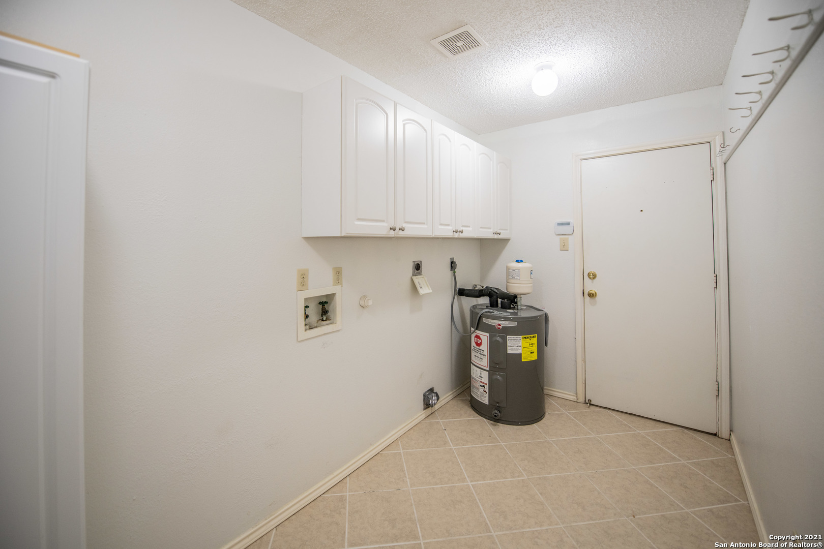 8210 CANTURA MLS, Converse, TX 78109