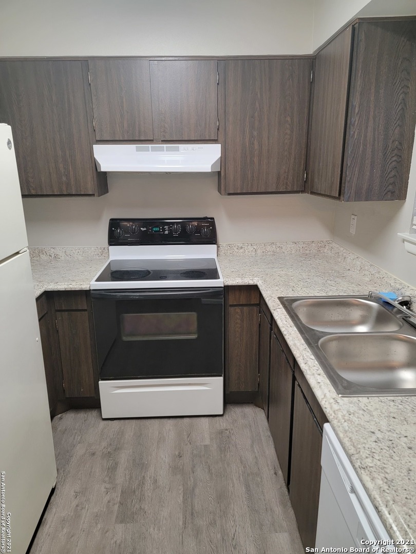 923 Vance Jackson Rd, #1004, San Antonio, TX 78201