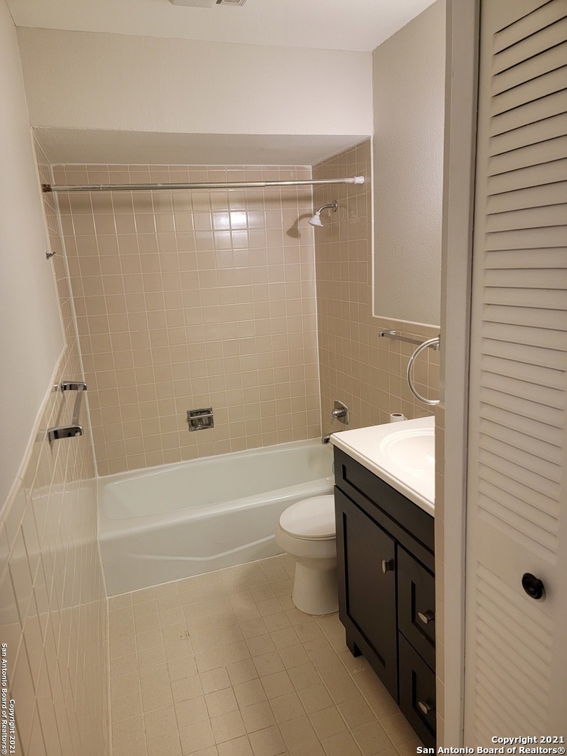 923 Vance Jackson Rd, #1004, San Antonio, TX 78201