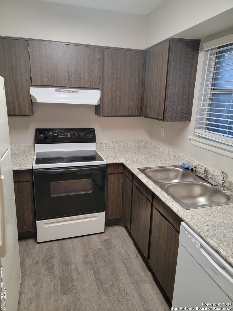923 Vance Jackson Rd, #1004, San Antonio, TX 78201