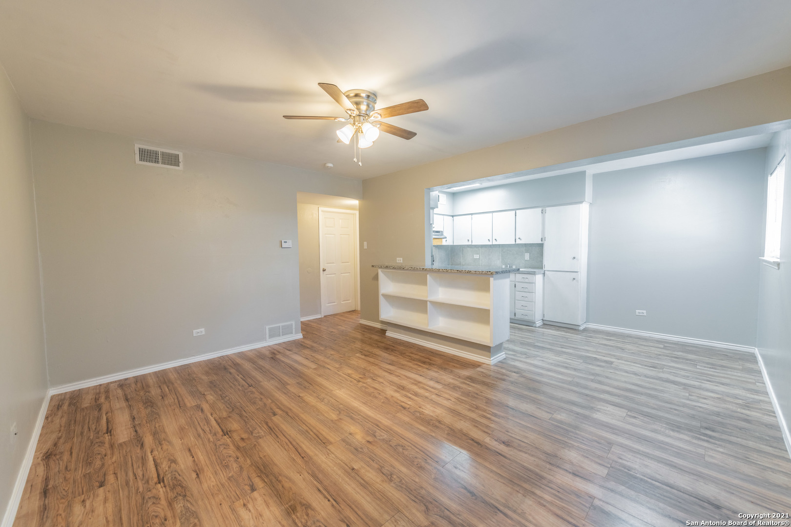 615 Vance Jackson Rd, #212, San Antonio, TX 78201